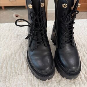 Black Lace-Up Women's Boots